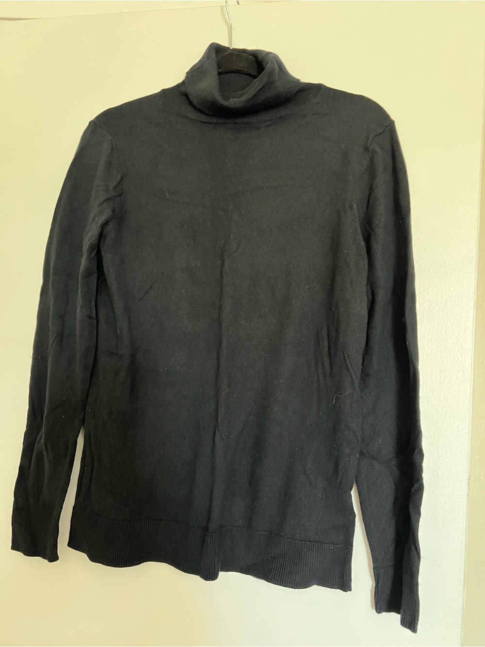 Amazon Essentials Women’s Black Turtleneck Sweater